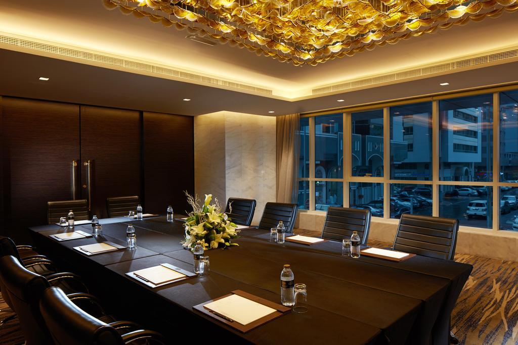 Hotel Jannah Burj Al Sarab Abu Dhabi Esterno foto Meeting room at The Oberoi, Mumbai