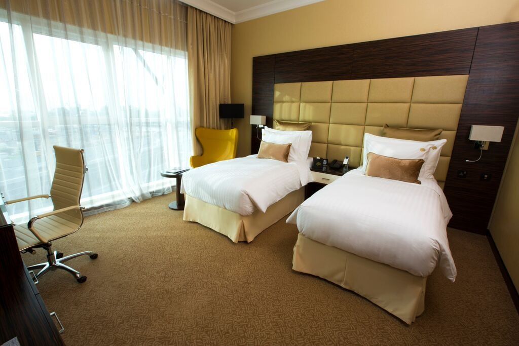 Hotel Jannah Burj Al Sarab Abu Dhabi Esterno foto A room at the hotel
